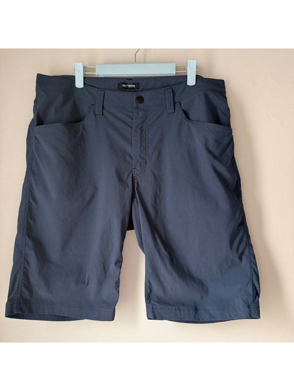 Arc’teryx Russet Men’s Shorts | 36